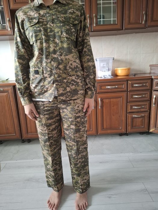 Продам камуфляж для девучек