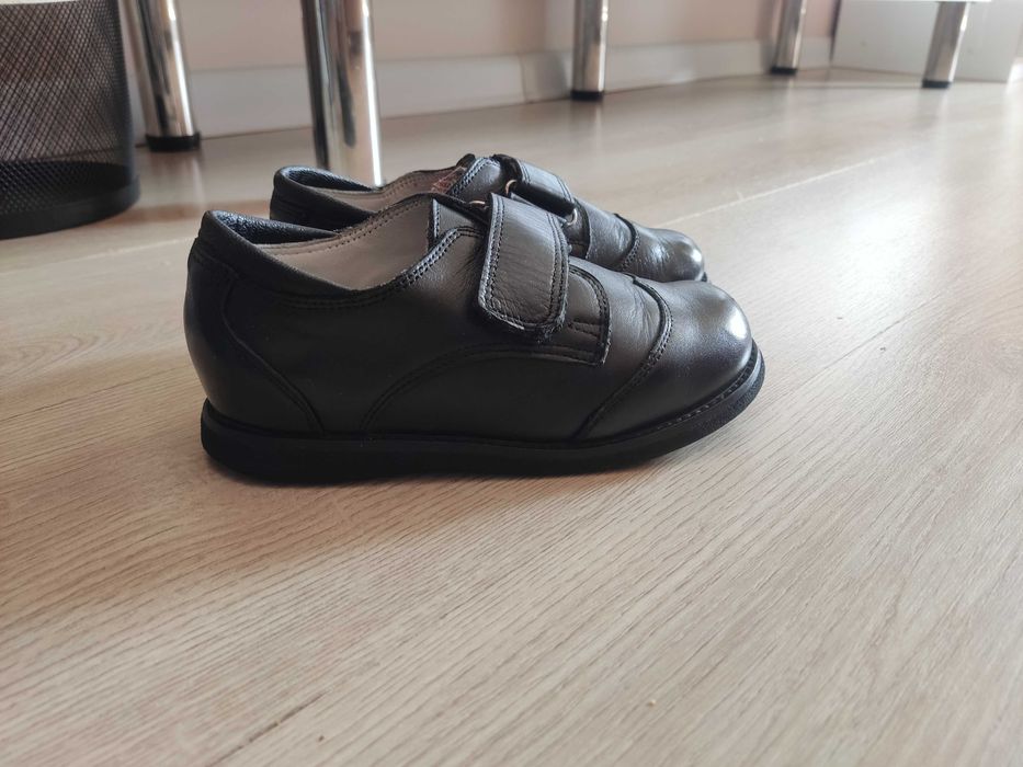 Туфли школьные 29 размер, стелька 18.5 см