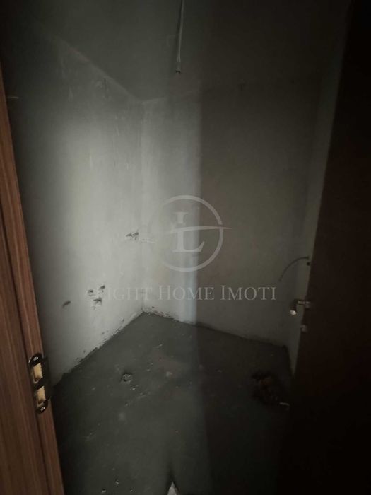 Продава се Тристаен апартамент в Пловдив, Тракия - 127 кв.м за 1315 €/кв.м - Снимка #7