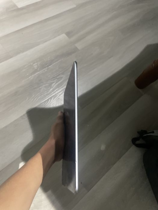 Ipad air2 sotiladi