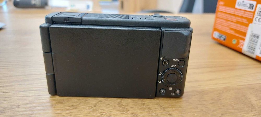 Sony ZV-1 – компактна 4K камера за влог и снимки