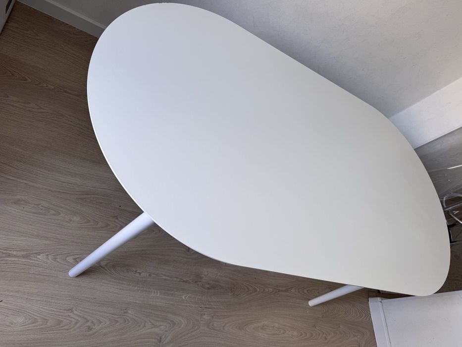 Срочно! Продается кухонный стол