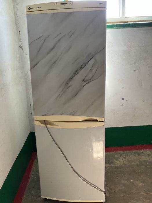 Холодильник LG  Б/У в Рабочем состоянии