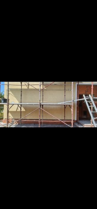 Vând schela 100 mp cu picioare reglabile,bride de fixare,37 podine