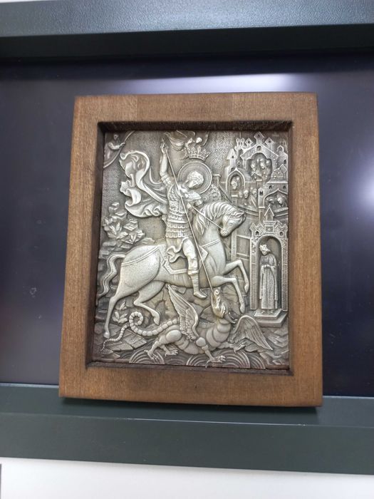 Посребрени икони на Богородица,Св.Николай,Св.Георги и Архангел Михаил.