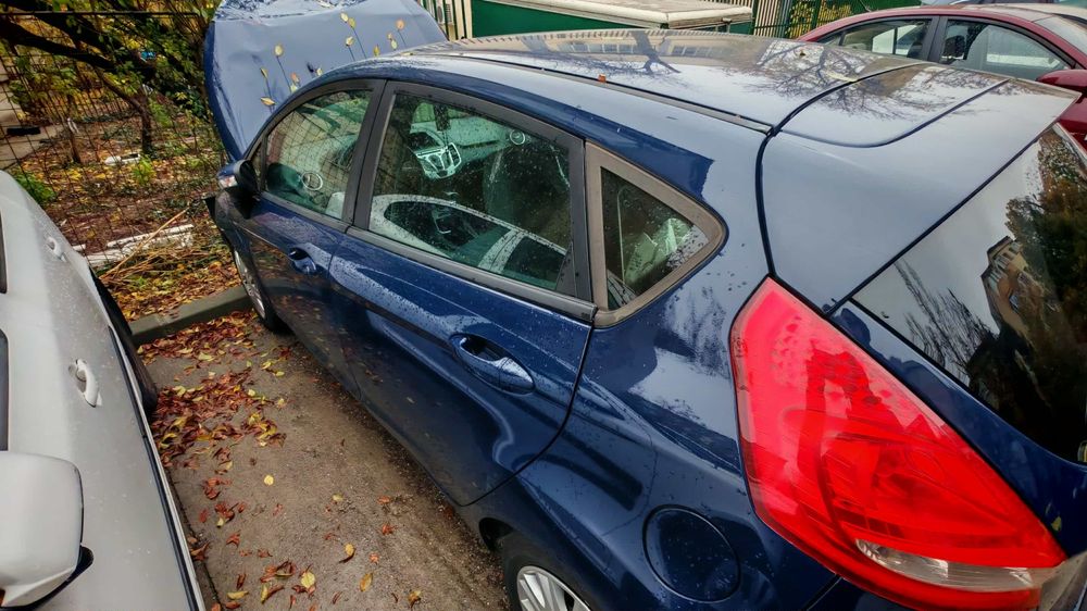 Vând Ford Fiesta Avariat!