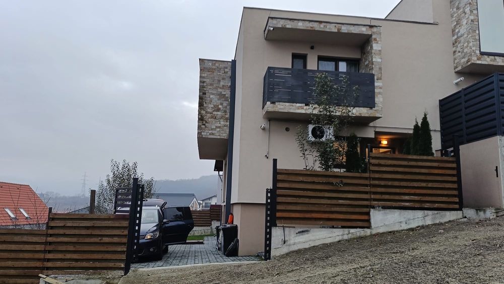 Duplex la prima inchiriere