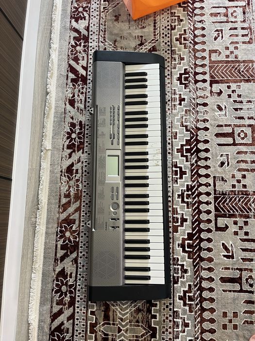 Синтезатор casio
