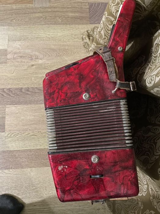 Акордеон Велтмайстер Стела 60 баса