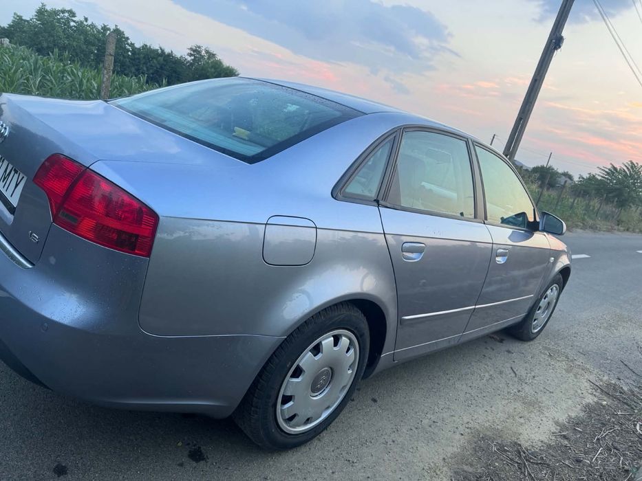 AUDI A4 2006 — imagine 2