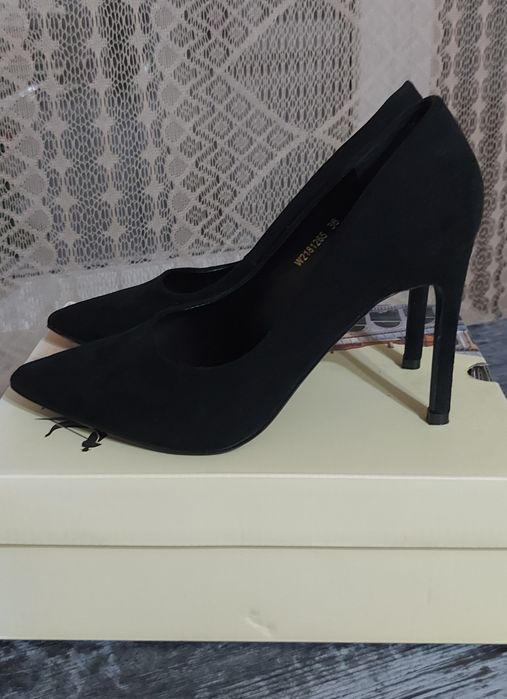 Продам туфли состояние новых 36 размер