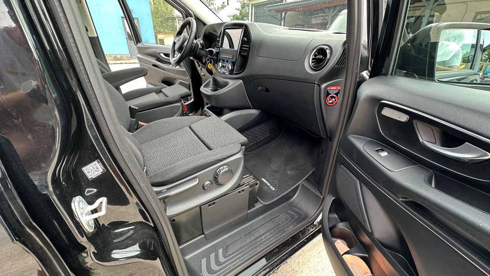Mercedes-Benz Vito Tourer 116 CDI VTS - 4x2 extralung , 7+1 locuri