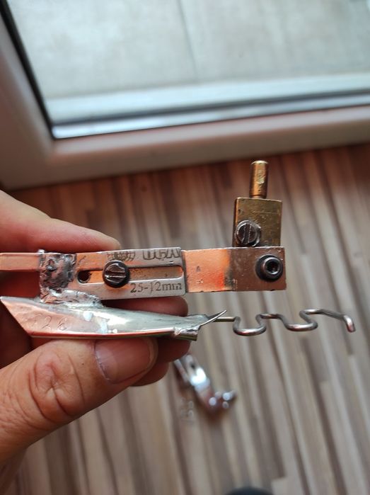 Фунии за шевна машина за бие