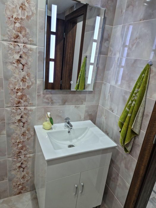 Дава се под наем Двустаен апартамент в Пловдив, Кючук Париж - 76 кв.м за 450 € - Снимка #8