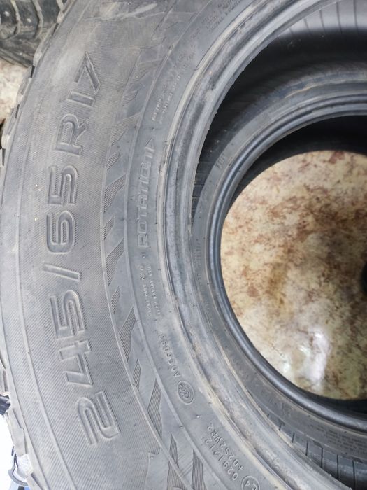 Продам зимние шины 245х65R17