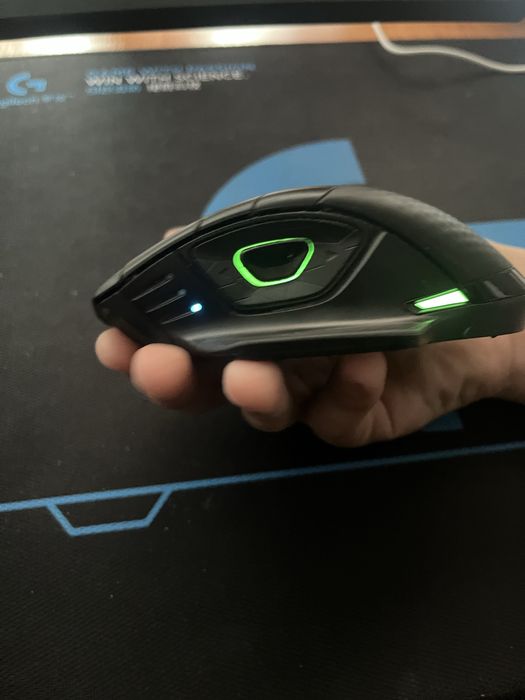 продам мышку corsair