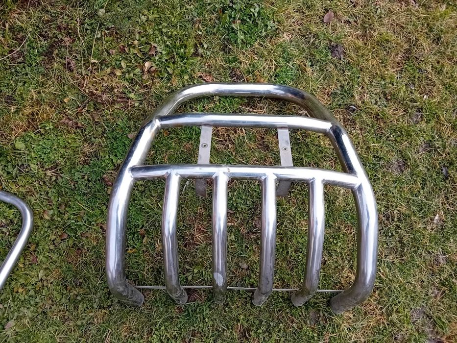 Vând Bullbar din inox Suzuki