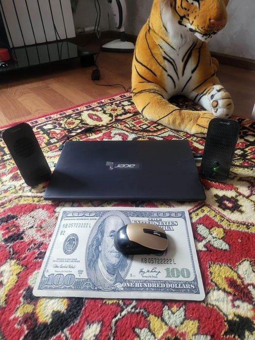 Ноутбук Acer черный