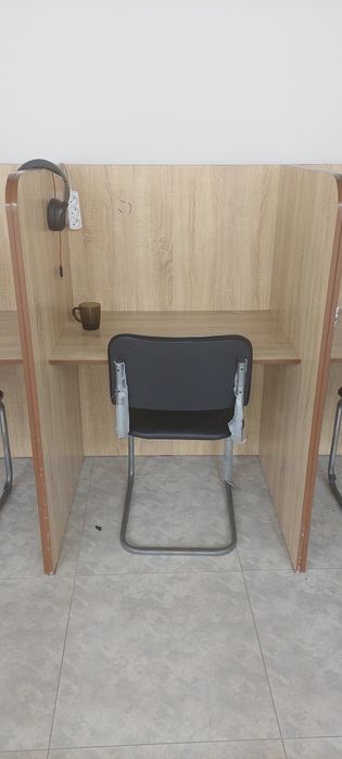 Call center stol sotiladi