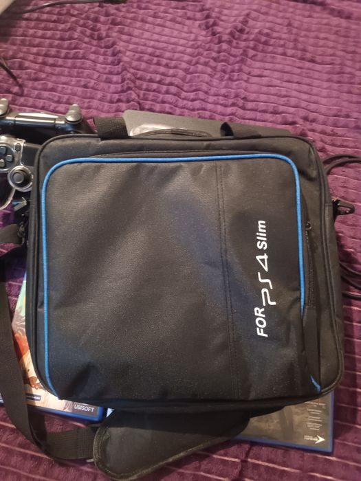 PS4 Slim купил месяц назад