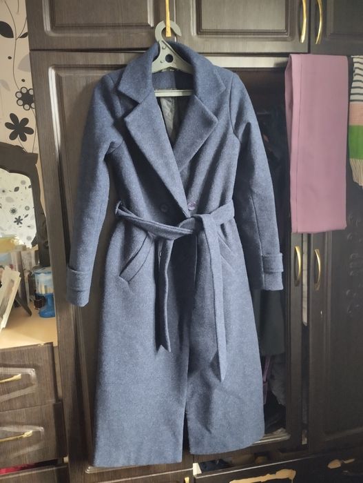 Женское пальто, демисезонное!