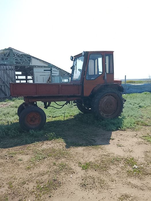 Продам трактор Т-16