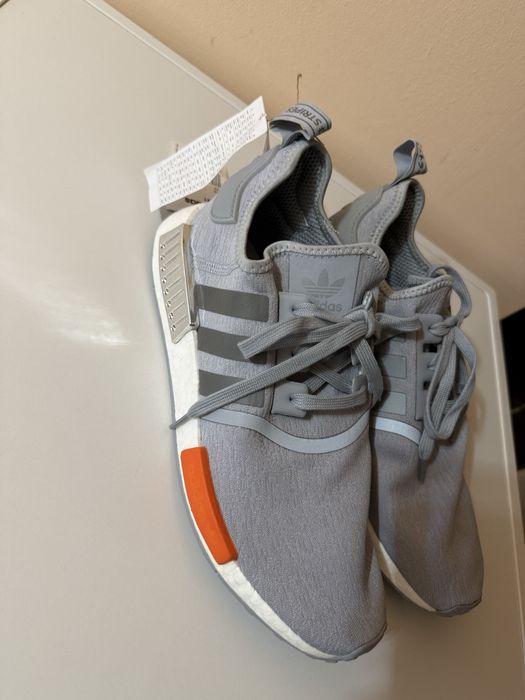 Мъжки маратонки ADIDAS NMD R1 45\3 НОВИ