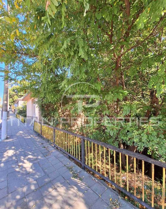 Магазин в Тополово