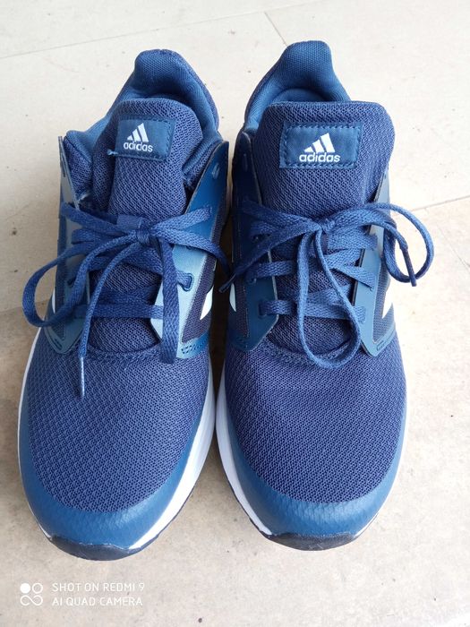 чистонови маратонки