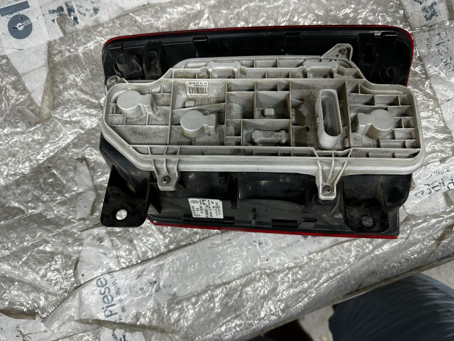 Stop stânga vw caddy.2k.cod:2k1945095.N.
