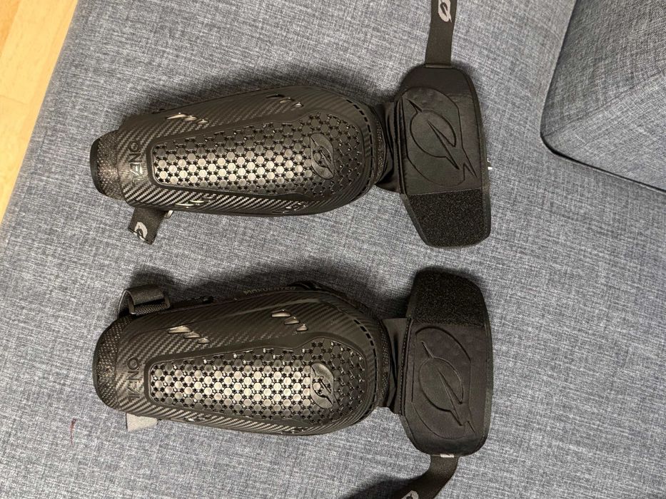 Налакътници O’NEAL PRO III BLACK 2020