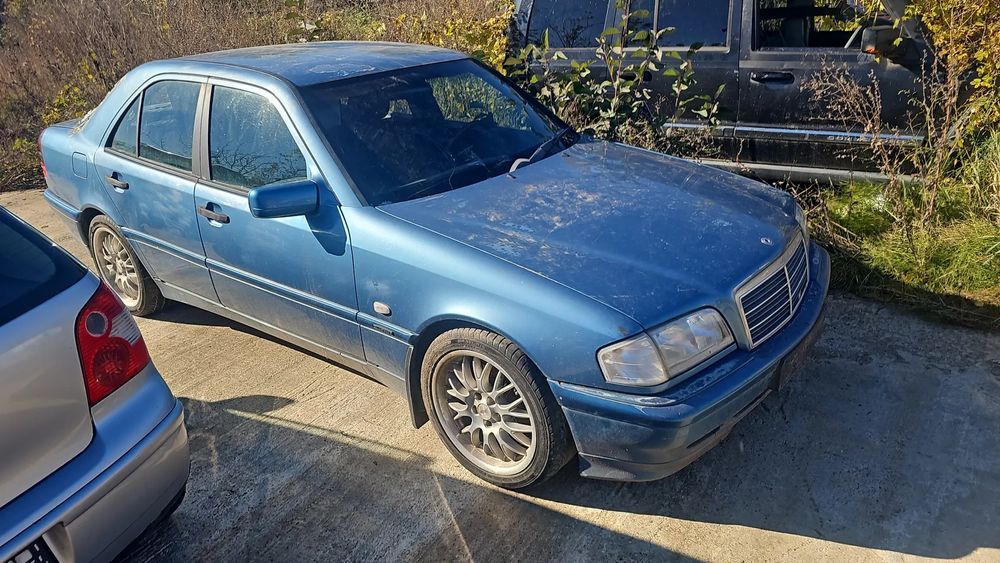 dezmembrez mercedes-benz c180 w202 1.8 tip 111.921 90kw an 1998 euro 2