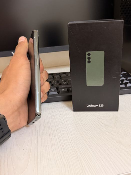 Samsung s23 8/256gb