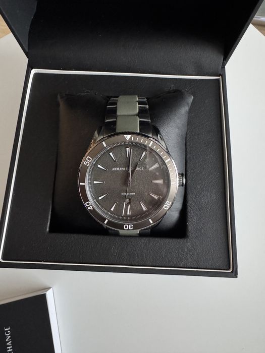 Часовник Armani Exchange Enzo AX1833