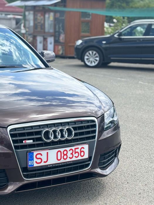 Vând Audi A4 B8.