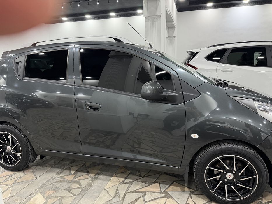 Spark sotiladi 2021 zor xolatda