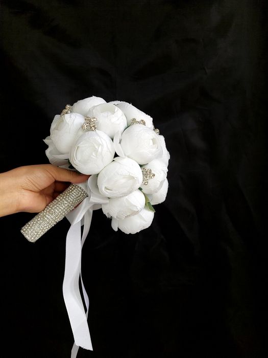 Kelin buketlar tayyori bor