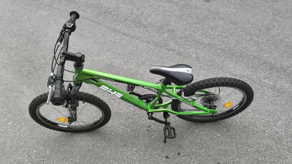 Pentru copii 6-9 ani  DHS Terrana 20 inch