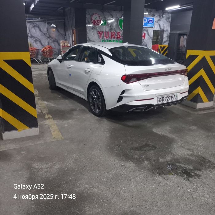 Kia K5 2022 yil korea