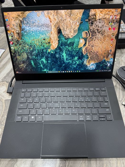 Razer blade 14 R9 16/1TB 3080ti