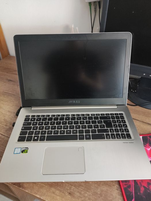 Laptop asus i7 GTX 1050