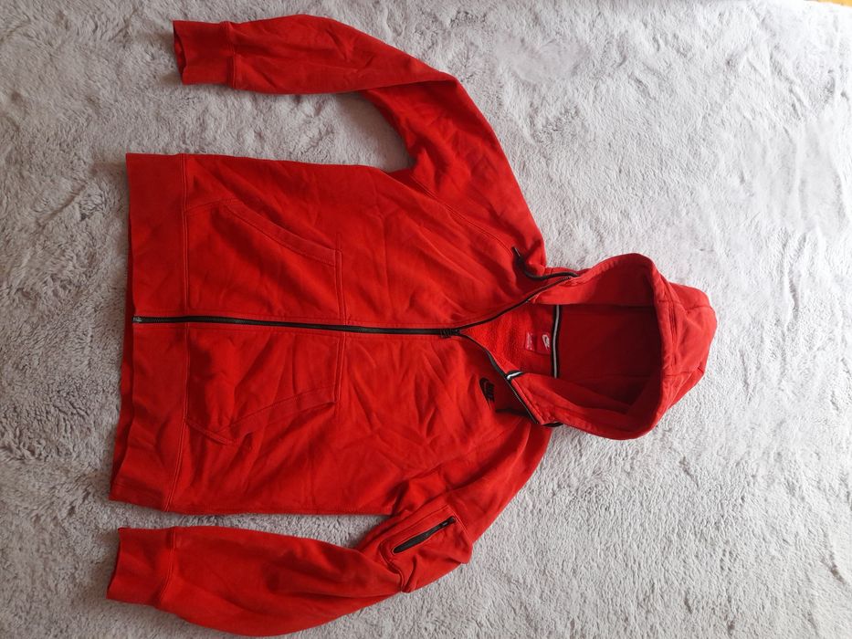 Nike мъжки суичър M размер.