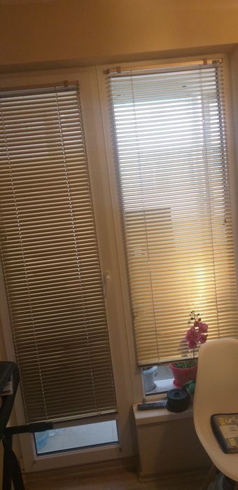 Щори алуминиеви ден и нощ сиви и пясъчно жълти