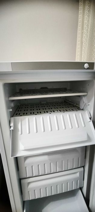 Морозильник Indesit SFR 167