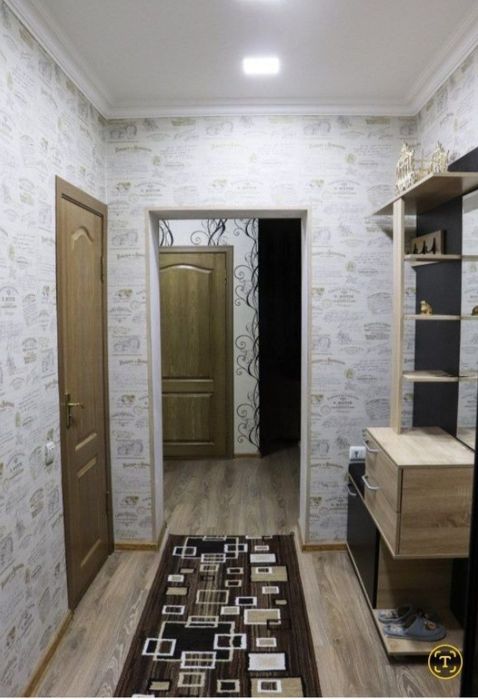 Продаётся 2/2/9 Лисунова