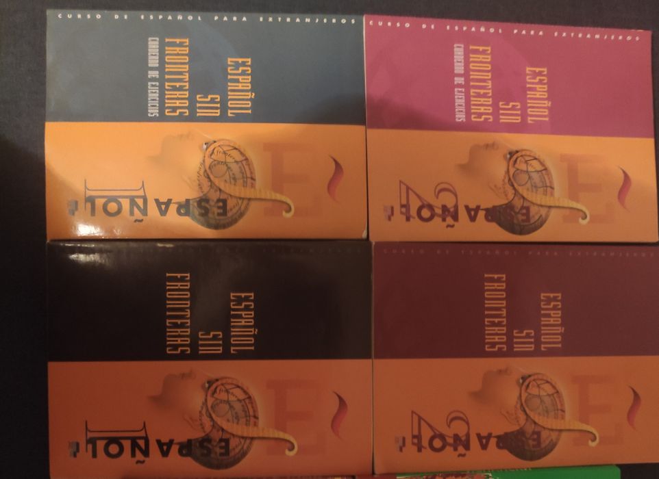 Комплект Помагала, речници и др. 17 бр за 29 лв