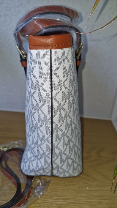 Дамска чанта Michael Kors