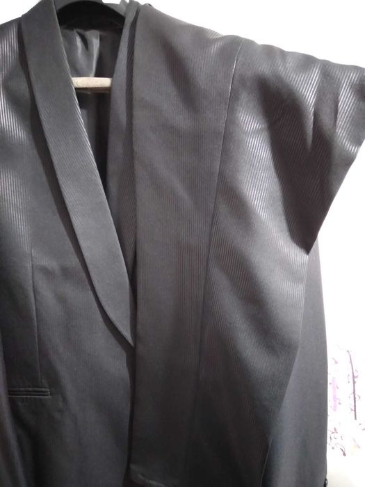 Costum de ocazie pentru barbati