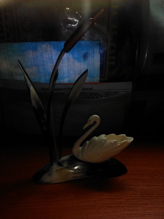 Сувенир - Лебедь из кости