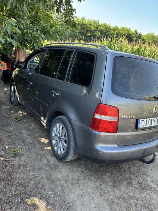 VOLKSWAGEN Touran 2005 — imagine 3